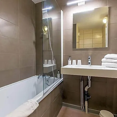 Cit'hotel Le Dav Centre فندق كليرمونت-فيراند