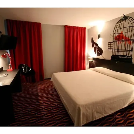 Hotel Cit'hotel Le Dav Centre 2*