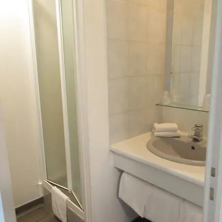 Cit'hotel Le Dav Centre Otel 2*